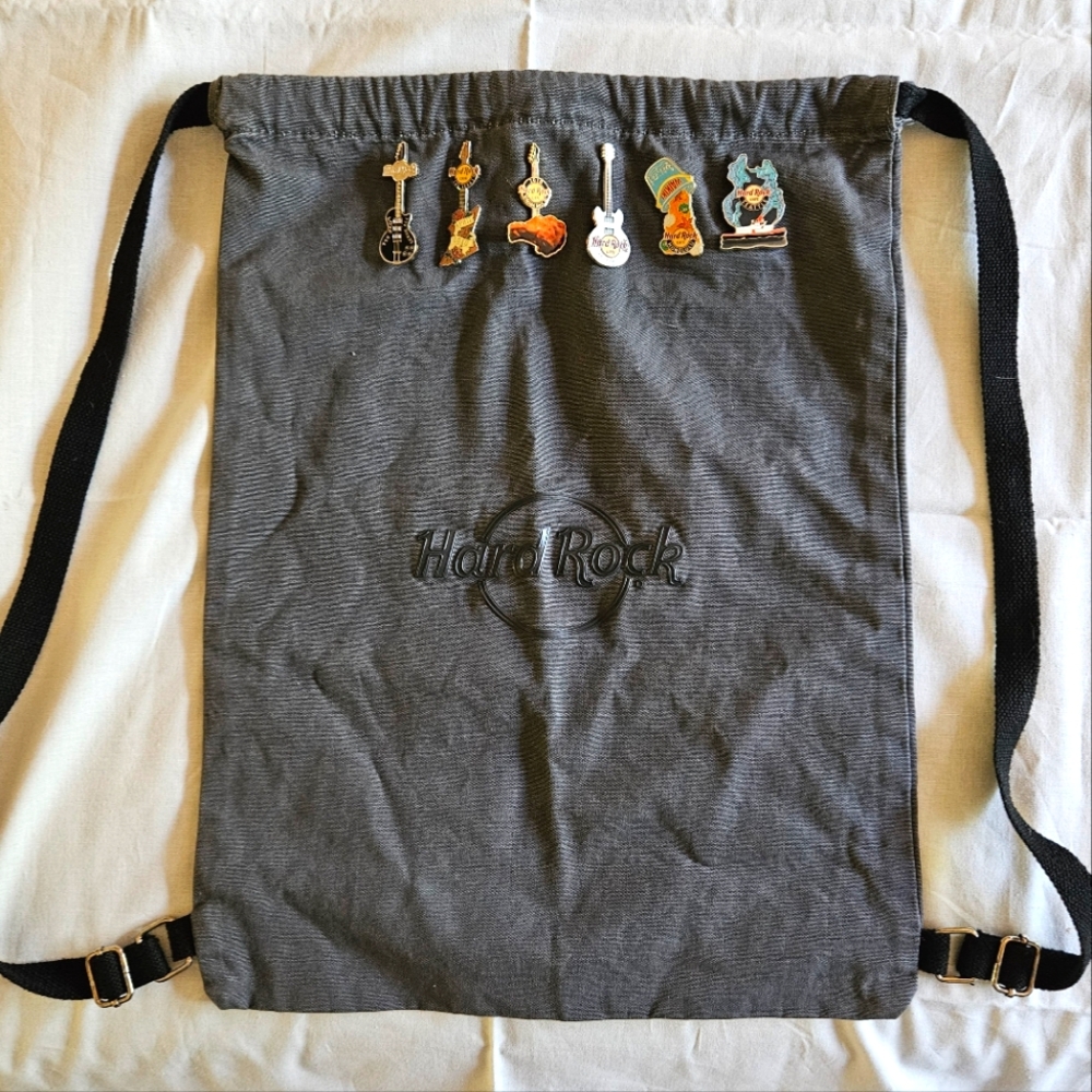HARD ROCK CAFE Authentic ALL ACCESS BAG, adjustable straps, gray, With 6 Pins